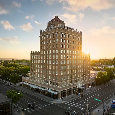 Marcus Whitman Hotel And Conference Center